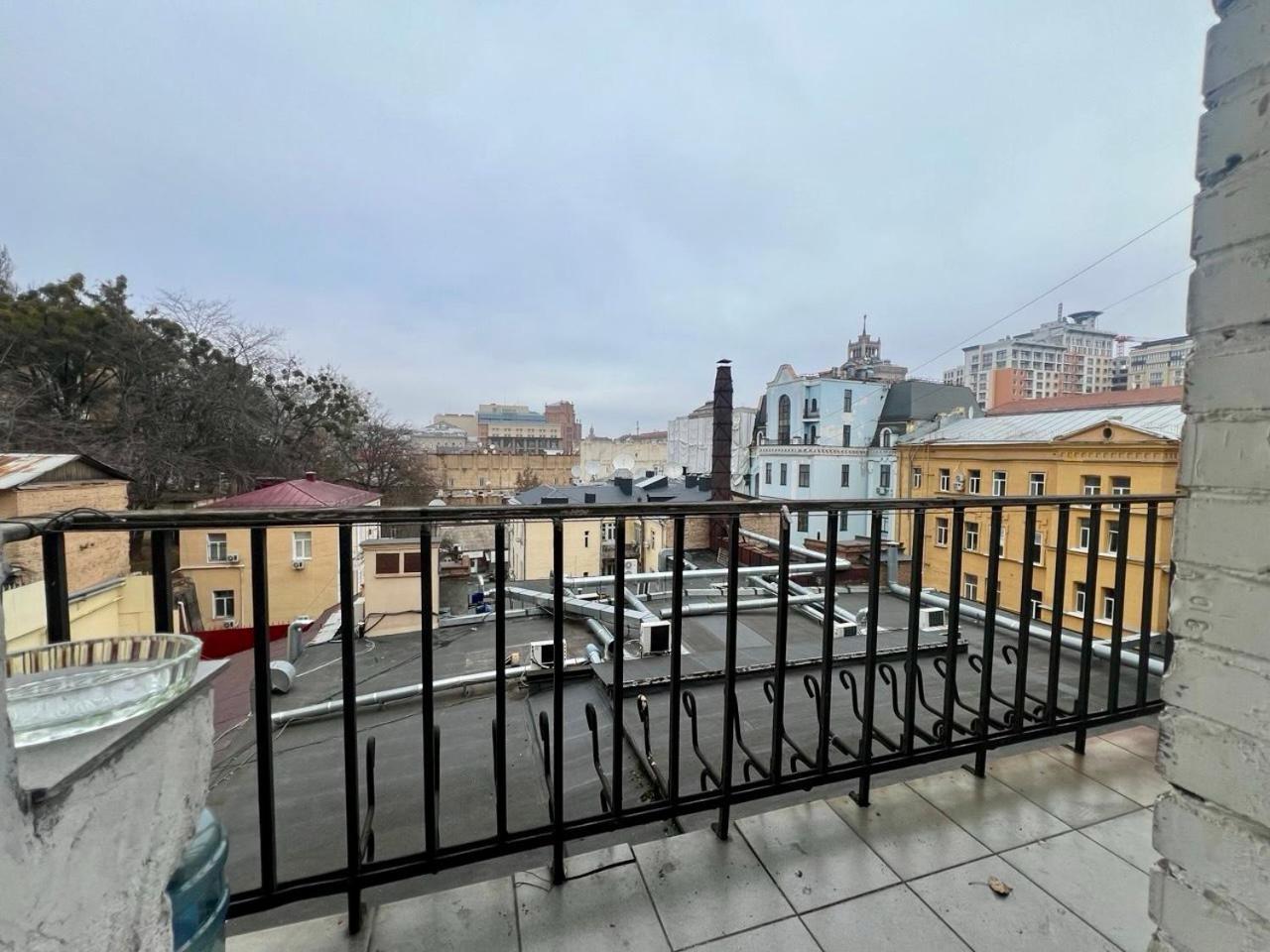 Apartments Near Arena City Kiev Exterior foto