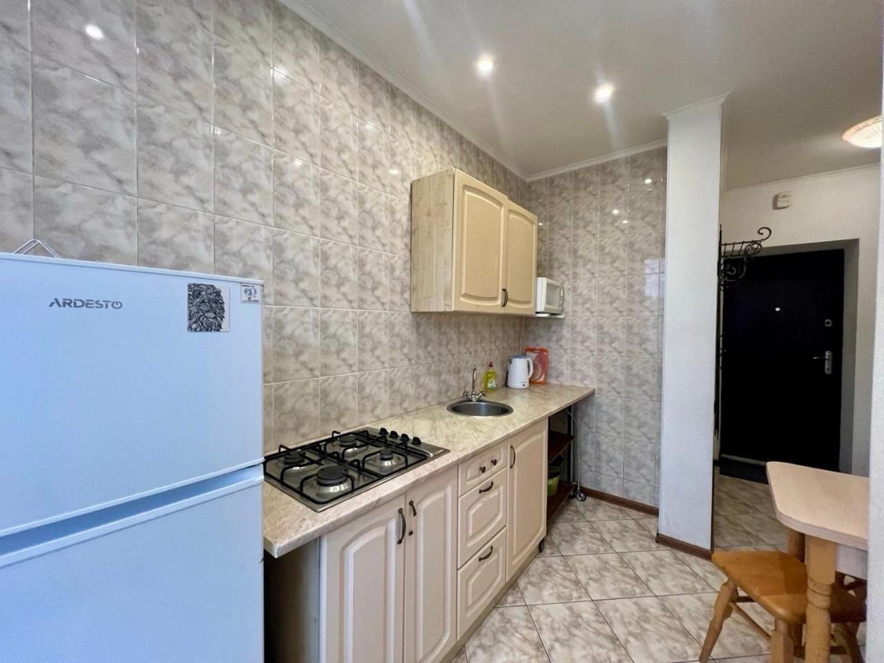Apartments Near Arena City Kiev Exterior foto